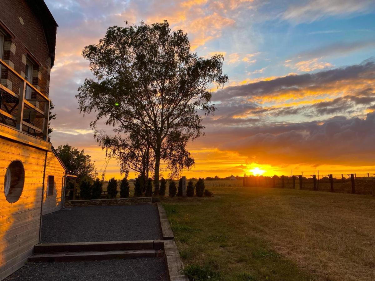 ホテル Galerie, Tumulus De La Hogue Fontenay-le-Marmion エクステリア 写真